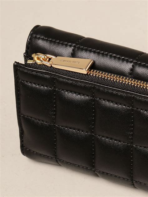 Michael Kors quilted wallet black